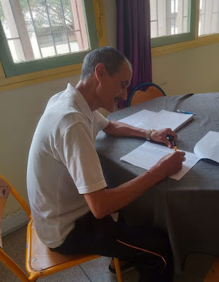 لحظة للتاريخ عبر توقيع المحضر ما قبل الأخيرفي مسار مهني يمتد ل 37 سنة لابن العم الأستاذمصطفى الإمالي..خريبكة اليوم – المغرب