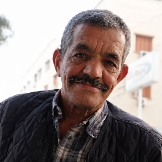 وجه من وجوه الزمن الجميل للمدينة الفوسفاطية تعرفه شوارعها ومقاهيها حق المعرفة.. تدوينة للأخ تمود عبد الواحد- خريبكة اليوم- المغرب