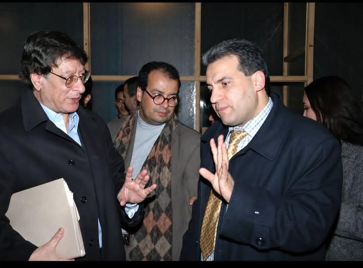 “لم يكن الشاعر الكبير محمود درويش يلقي قصائده، بل كان يسكب روحه على المنصة.Abdessamad Bencherif”خريبكة اليوم – المغرب